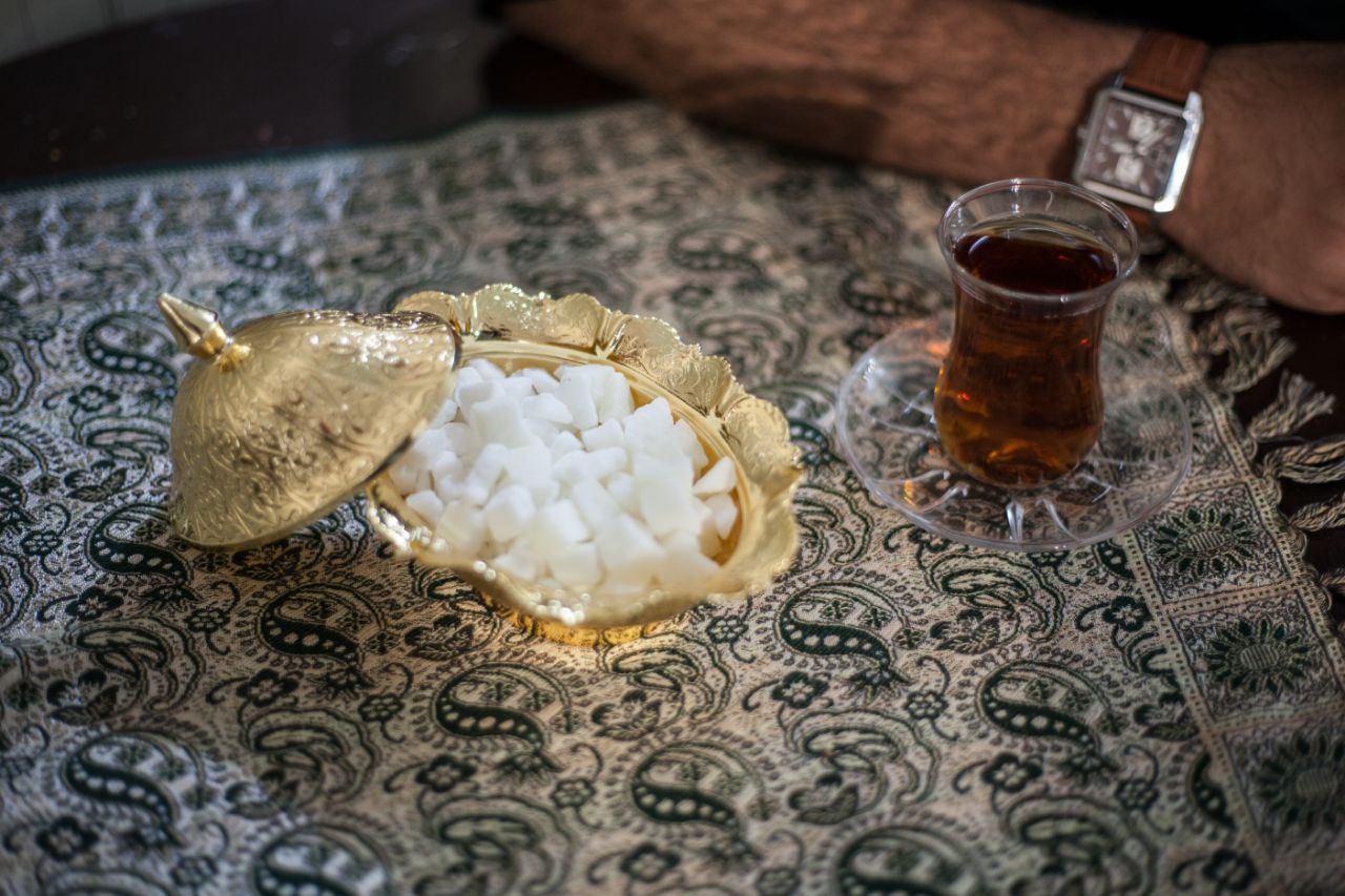 قندان فلزی طلایی بیضی 