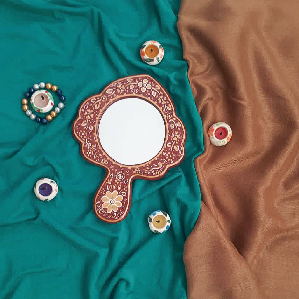 آینه دستی طرح گل برند پاپیه ماشه فدک