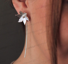 گوشواره نقره مدل گل 6 گلبرگ